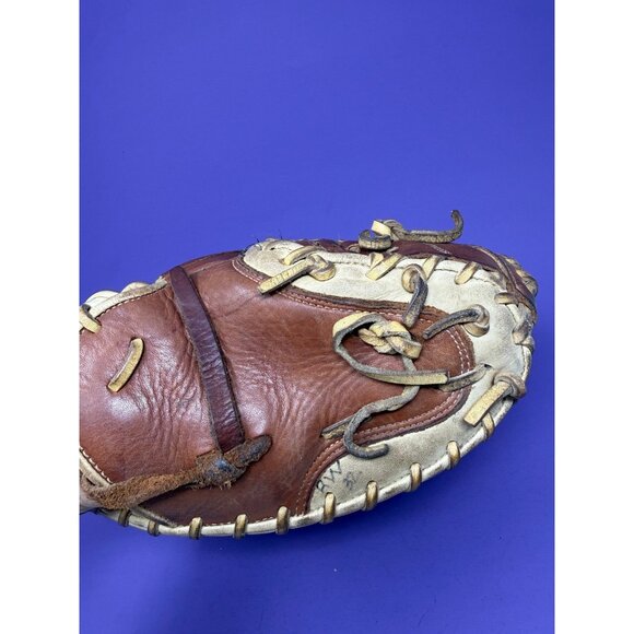 Rawlings GG Elite Catchers Mitt RHT 32.5 Inches GGECMBCC Leather Glove - Picture 4 of 7